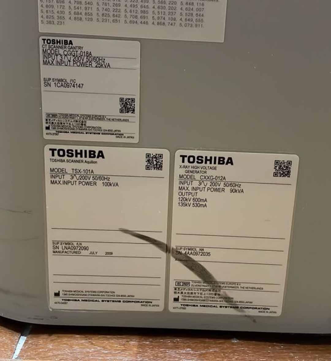 2009 Toshiba Aquilion 16/32 CT Scanner 