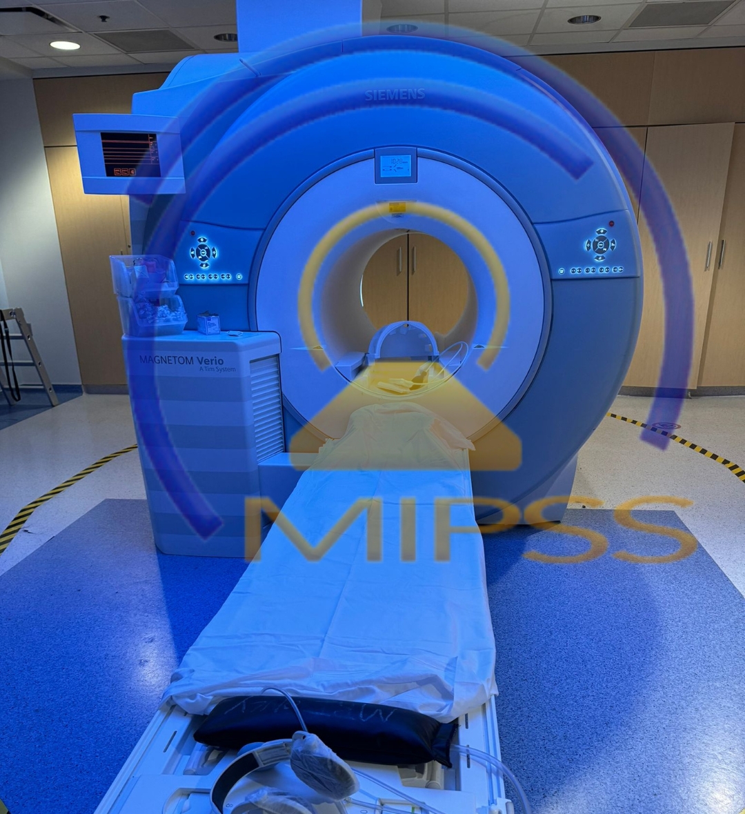 2013 SIEMENS 3T VERIO 18CH MRI