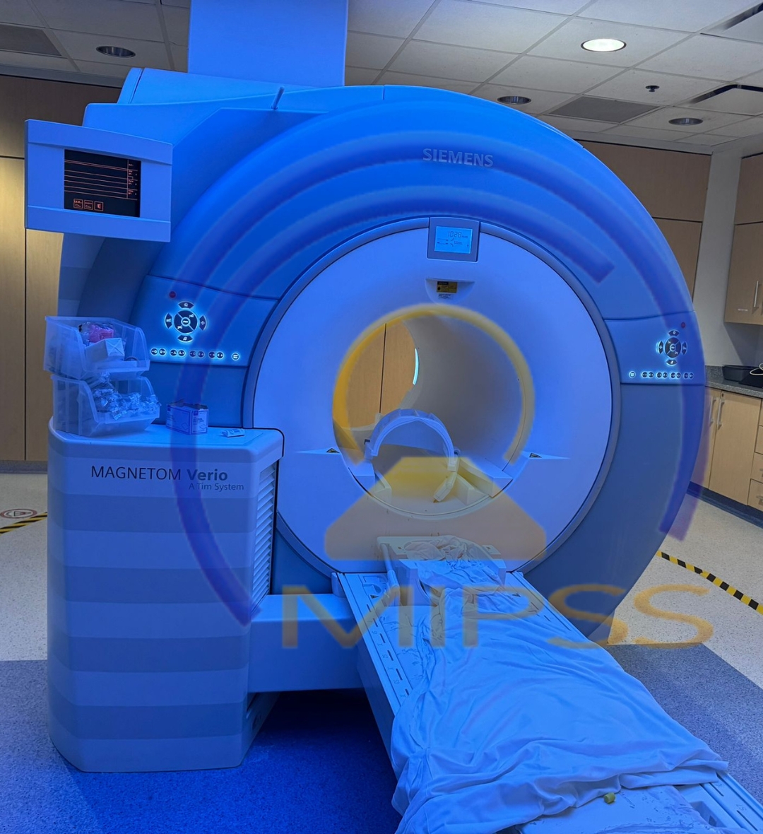 2013 SIEMENS 3T VERIO 18CH MRI