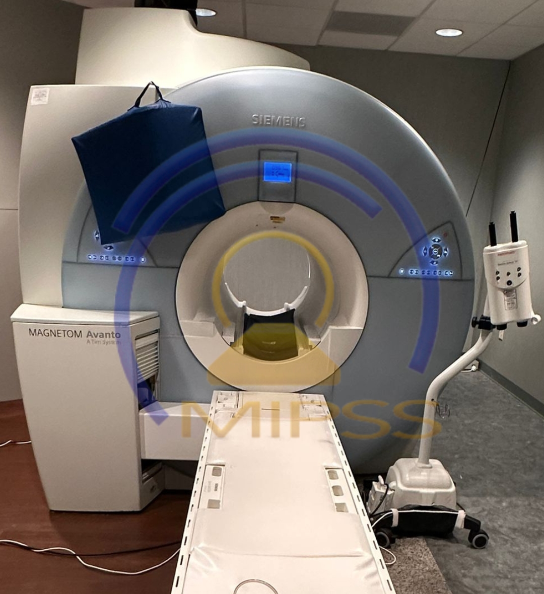 2004 SIEMENS 1.5T AVANTO 18CH MRI