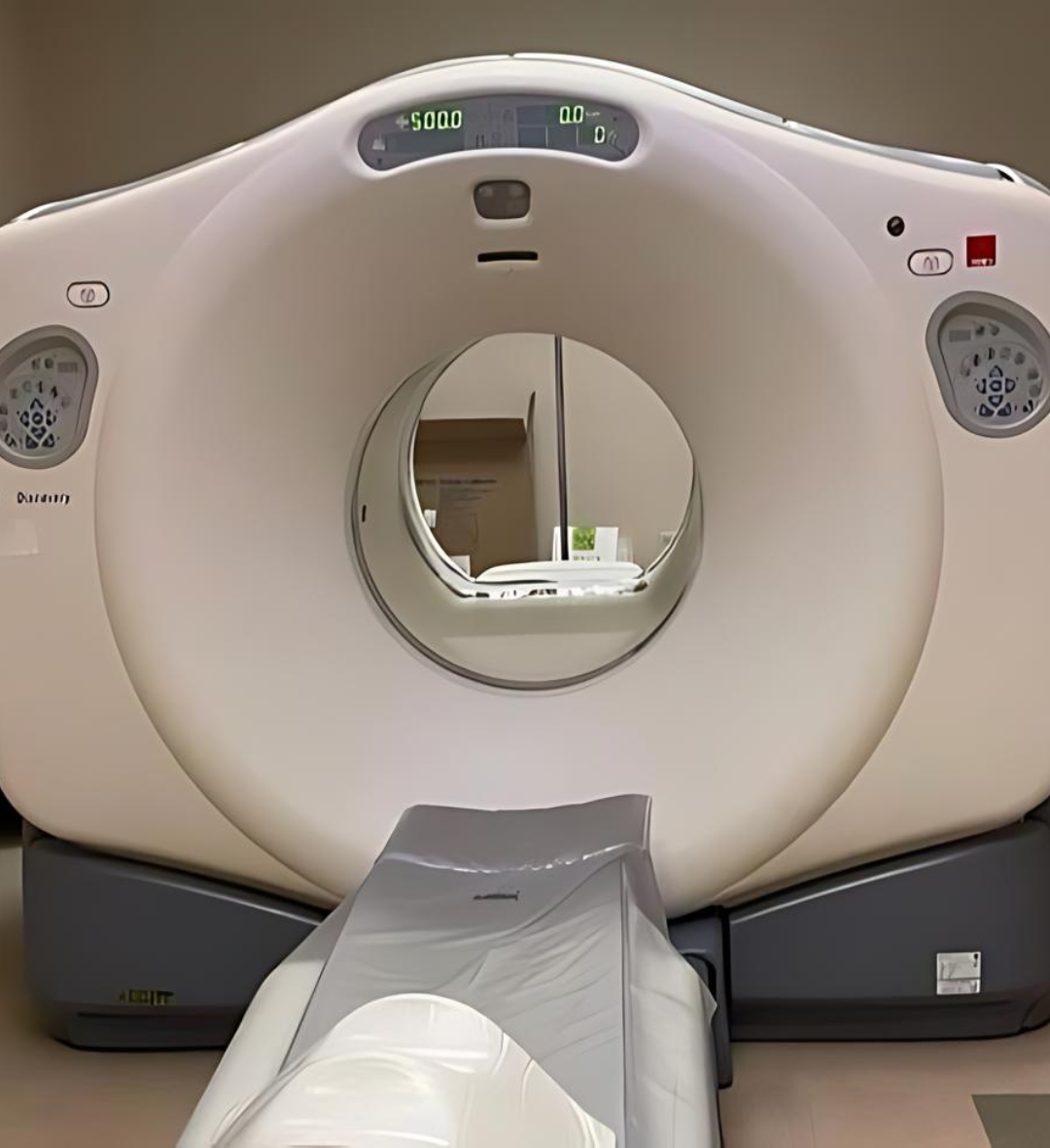  2009 GE Discovery STE 16 PET/CT Scanner 